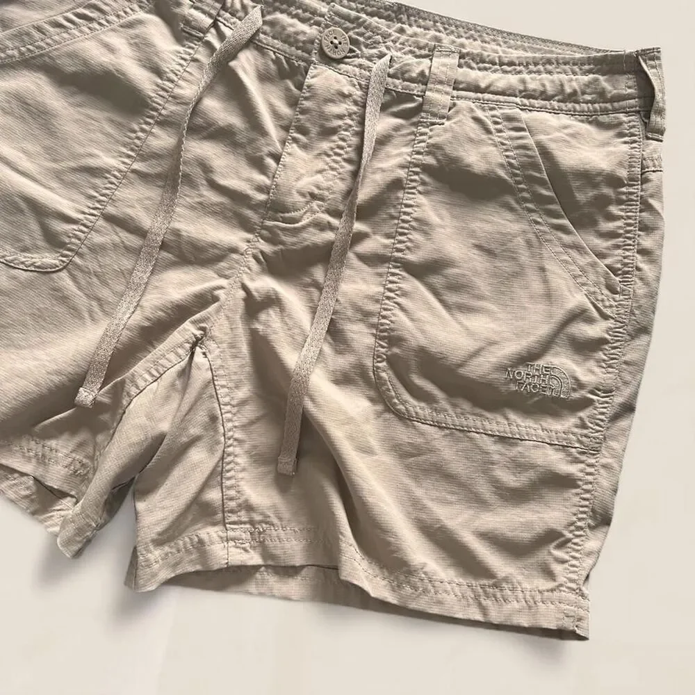 North Face khaki nylon tan drawstring shorts size 10 gorpcore granola